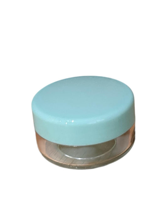 Cosmetic plastic container
